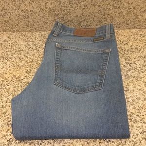 ☘️ LUCKY BRAND 32 Vintage Men’s Straight Fit